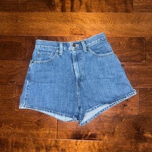 Levi’s High Waisted Mom Shorts